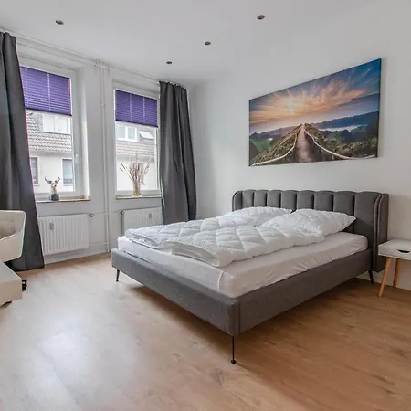 Apartment Geraumige Mit 2 Schlafzimmern In Essen-stadtwald Nahe Messe